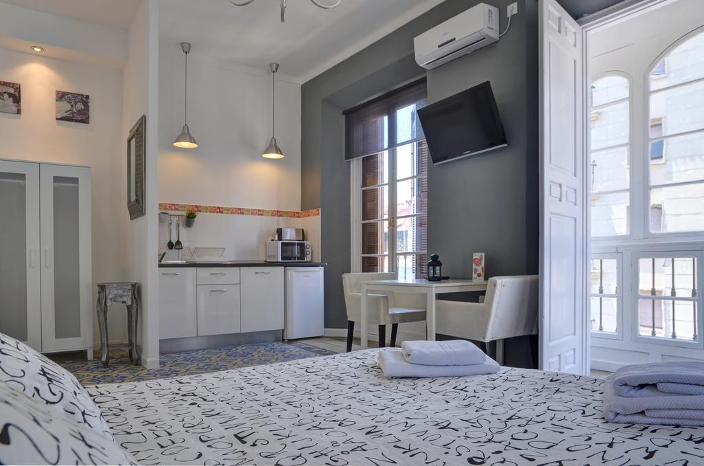 מאלגה Apartamentos Gold חדר תמונה