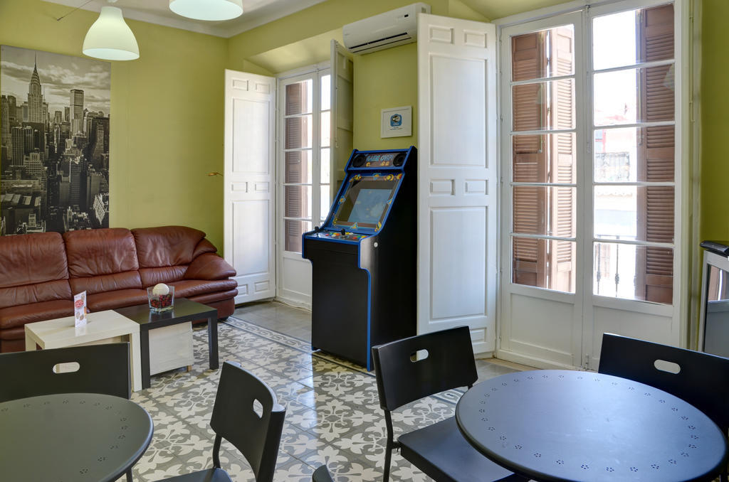 מאלגה Apartamentos Gold מראה חיצוני תמונה