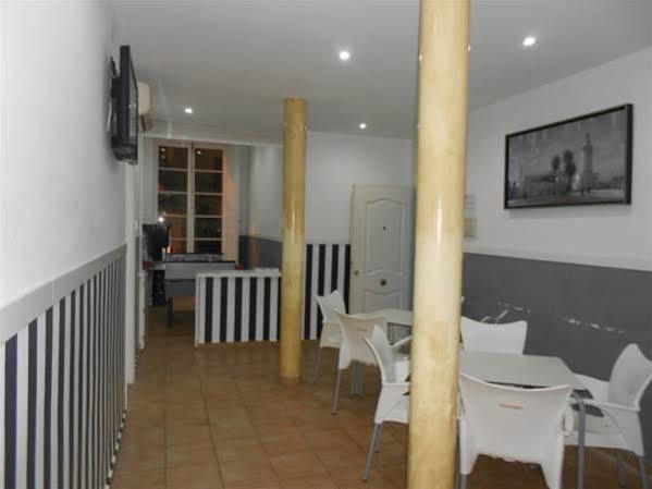 מאלגה Apartamentos Gold מראה חיצוני תמונה